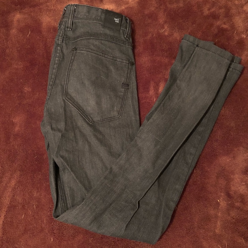 Black Skinny Jeans